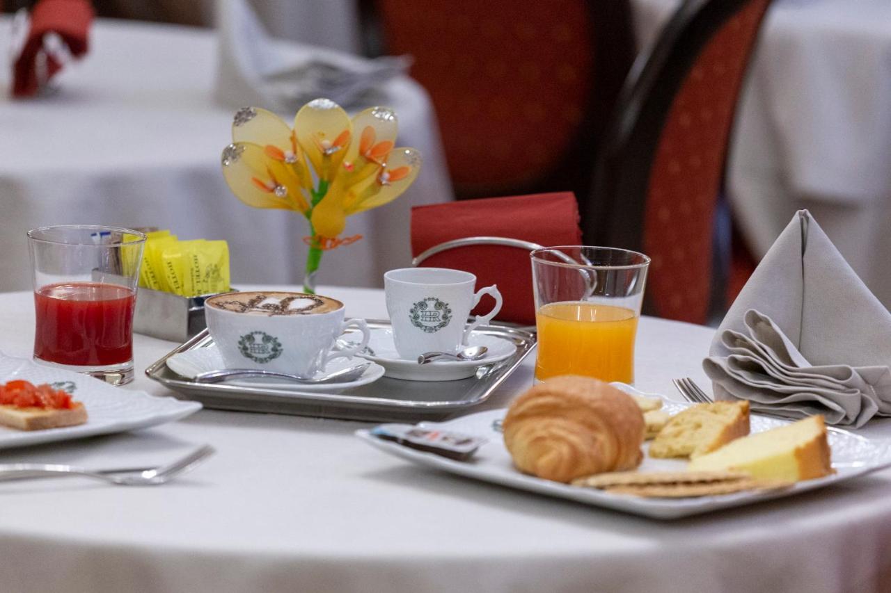 Hotel Rojan Sulmona Eksteriør bilde