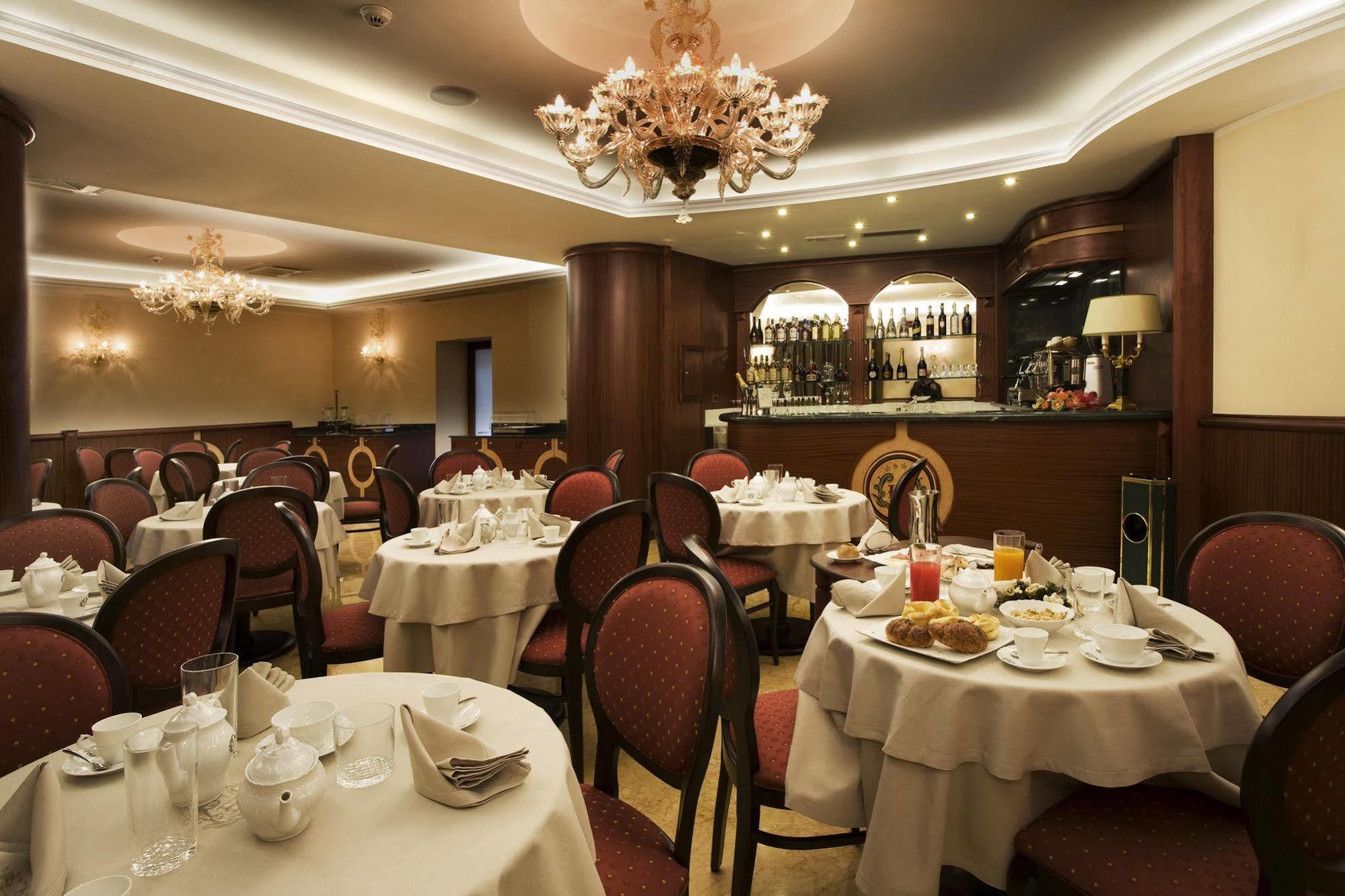 Hotel Rojan Sulmona Eksteriør bilde